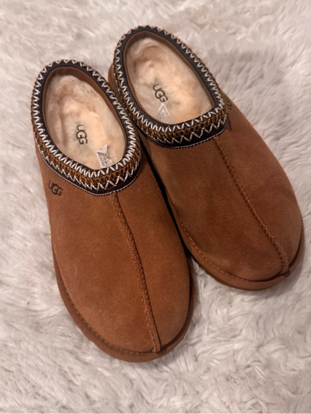 UGG Tasman Slipper